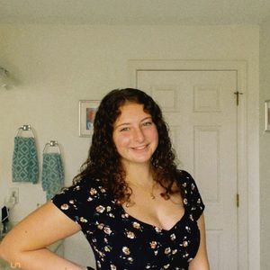 Meet your Posher, Sabrina